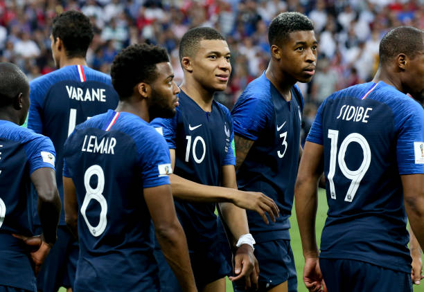 并非其首次 并非其首次